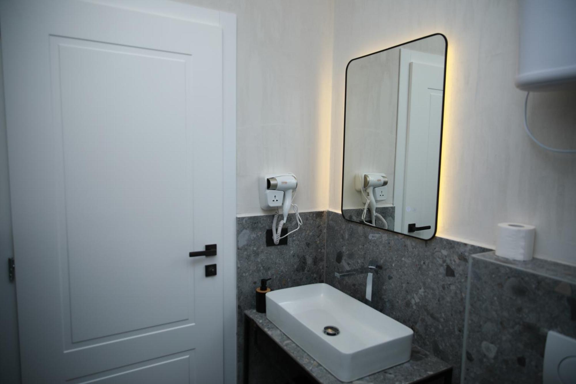 Hotel Scutari Shkodër Екстериор снимка